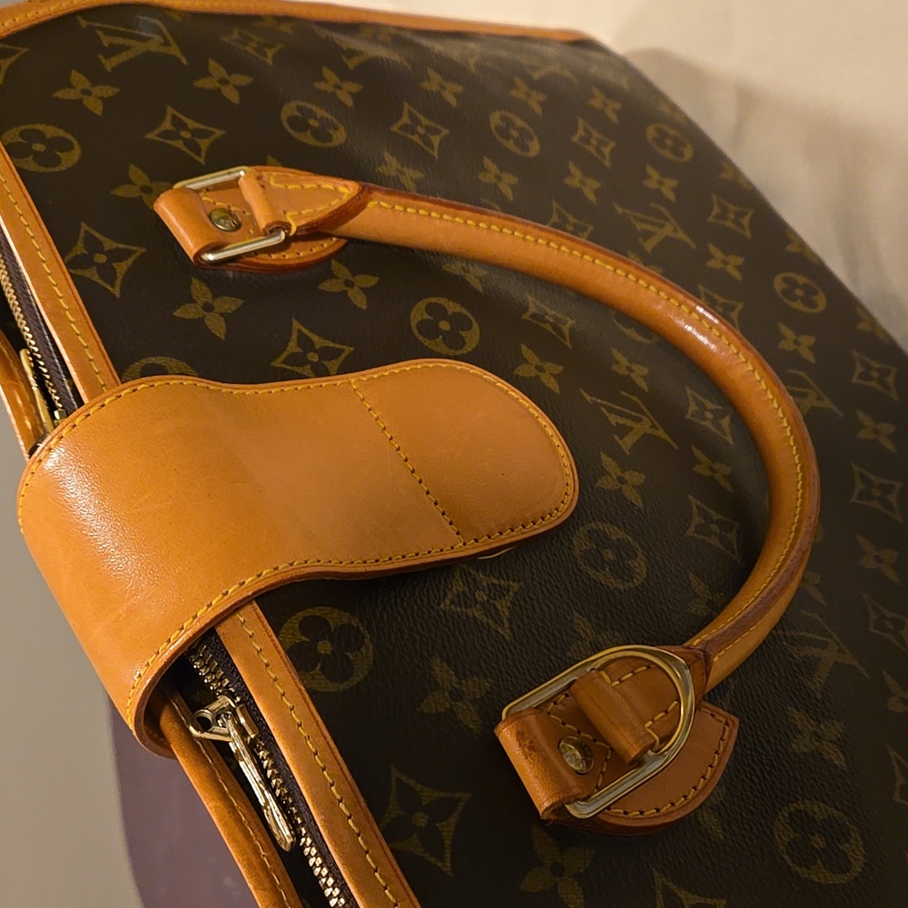 Louis Vuitton Rivoli Monogram Briefcase - Picture 8 of 17